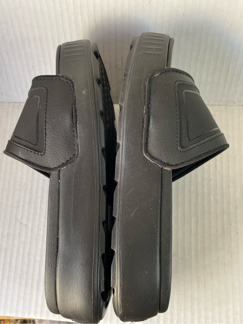NEW• PUMA Women’s Karmen Platform Slide Sandals Black Size 7 - Picture 5 of 8